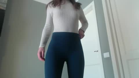 Snapshot of cuteangelx chatting on 03/09/26, 11:36 Anne-Marie online show from 03/09/26, 11:36