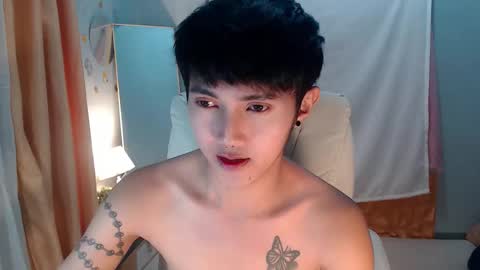 Steph online show from 10/19/25, 05:13