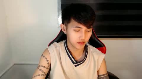 Snapshot of cuteasiancock98 chatting on 05/31/26, 04:42 Steph online show from 05/31/26, 04:42