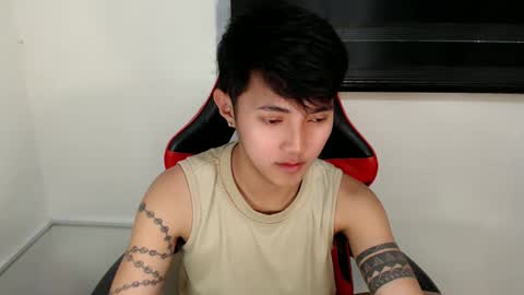 Snapshot of cuteasiancock98 chatting on 06/08/26, 11:38 Steph online show from 06/08/26, 11:38