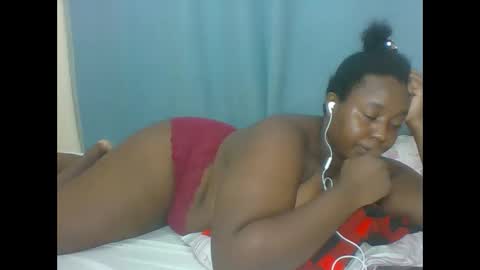 AURELIA online show from 04/18/26, 06:12