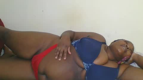 Snapshot of cuteaurel chatting on 06/20/26, 06:11 AURELIA online show from 06/20/26, 06:11