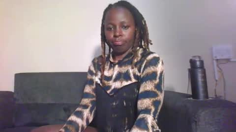 Cuteberry87 online show from 02/25/26, 06:12