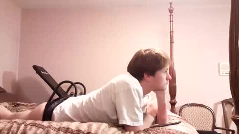 cuteboii29 online show from 03/01/25, 02:48