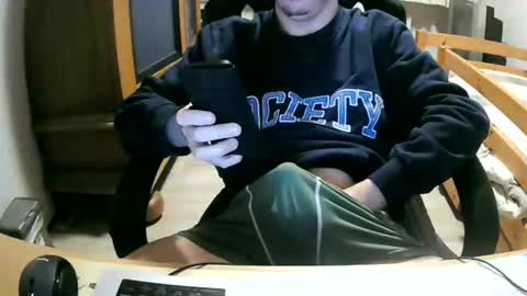 Cuteboy090 online show from 04/14/26, 11:00