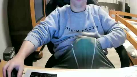 Cuteboy090 online show from 04/16/26, 10:12