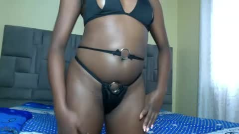 Snapshot of cuteebony16 chatting on 07/07/26, 01:59 tawi online show from 07/07/26, 01:59
