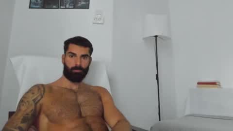 cuteeboy online show from 10/05/25, 07:07