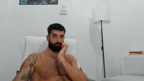 cuteeboy online show from 10/16/25, 08:15