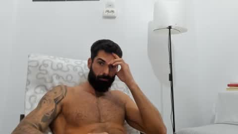 cuteeboy online show from 10/29/25, 03:58