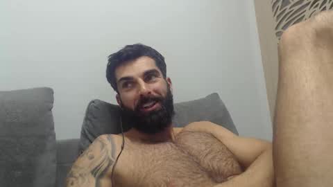 cuteeboy online show from 11/16/25, 08:47