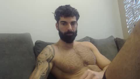 cuteeboy online show from 12/21/25, 07:59