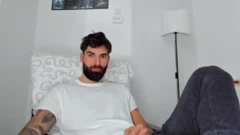 cuteeboy online show from 01/14/26, 07:47