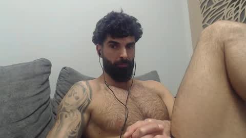 cuteeboy online show from 02/13/26, 08:27