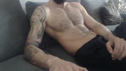 cuteeboy online show from 04/16/26, 05:19