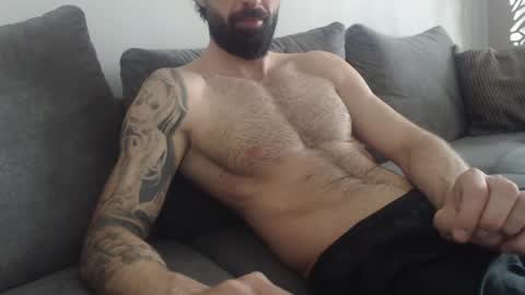 Snapshot of cuteeboy chatting on 04/24/26, 05:10 cuteeboy online show from 04/24/26, 05:10