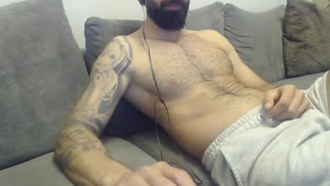 Snapshot of cuteeboy chatting on 04/26/26, 06:27 cuteeboy online show from 04/26/26, 06:27