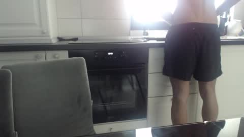 Snapshot of cuteeboy chatting on 05/05/26, 05:48 cuteeboy online show from 05/05/26, 05:48