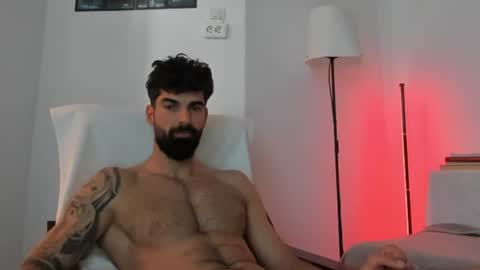 Snapshot of cuteeboy chatting on 06/11/26, 05:49 cuteeboy online show from 06/11/26, 05:49