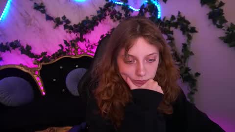 Foxy online show from 11/03/25, 02:18