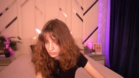 Foxy online show from 11/10/25, 02:38