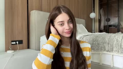 Elsa online show from 02/02/25, 04:05