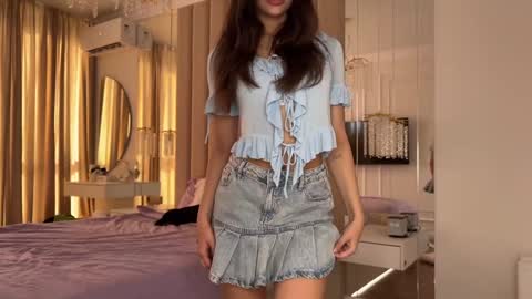 Elsa online show from 09/23/25, 07:33