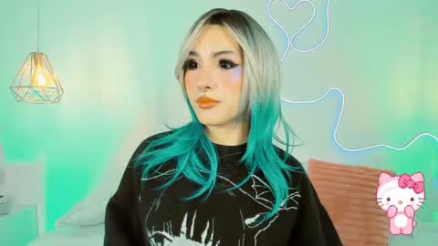 Zoe  online show from 09/30/25, 04:50