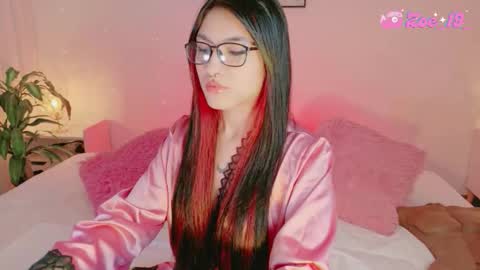 Zoe  online show from 02/22/26, 12:45