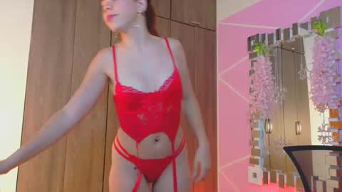 Snapshot of cuteflame_ chatting on 05/14/26, 10:05 cuteflame_ online show from 05/14/26, 10:05