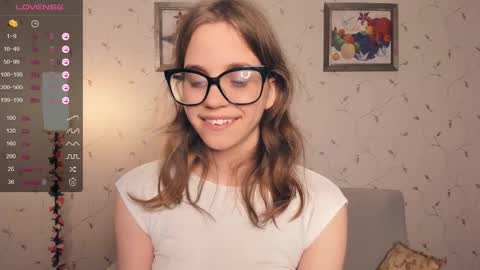 Melisa online show from 10/31/25, 08:21