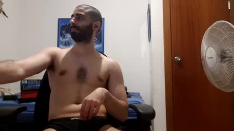 Snapshot of cuteguy52 chatting on 06/27/26, 08:36 cuteguy52 online show from 06/27/26, 08:36