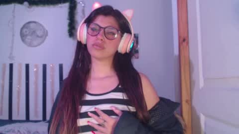 Snapshot of cutehaome chatting on 09/19/25, 04:58 haome online show from 09/19/25, 04:58