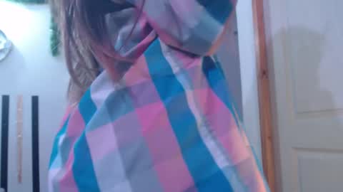 Snapshot of cutehaome chatting on 09/23/25, 08:39 haome online show from 09/23/25, 08:39