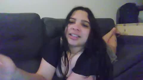 cutehurricane online show from 04/23/26, 02:35