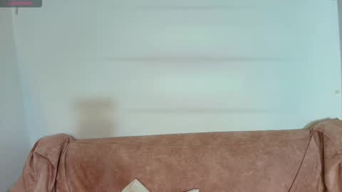 Snapshot of cutejess45 chatting on 01/06/26, 03:10 tell me jess online show from 01/06/26, 03:10