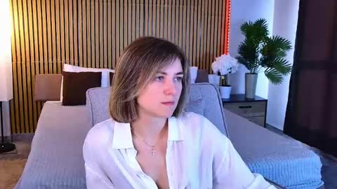 cutemirage online show from 04/26/26, 02:37