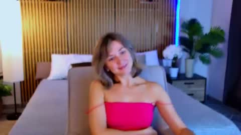 Snapshot of cutemirage chatting on 07/17/26, 02:45 cutemirage online show from 07/17/26, 02:45