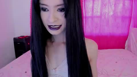 Natalie online show from 09/12/25, 10:10