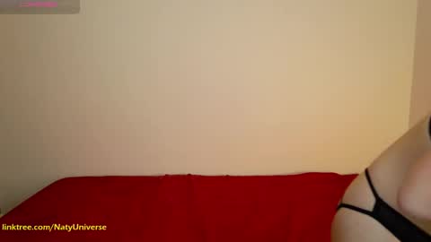 Snapshot of cutenataly chatting on 09/10/25, 11:27 Nataly online show from 09/10/25, 11:27