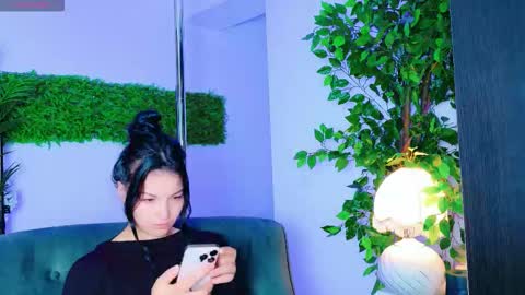 Snapshot of cuteness__girl chatting on 10/03/25, 06:21 cuteness__girl online show from 10/03/25, 06:21