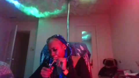 mary mack online show from 02/05/25, 01:37