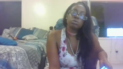 mary mack online show from 09/30/25, 05:29