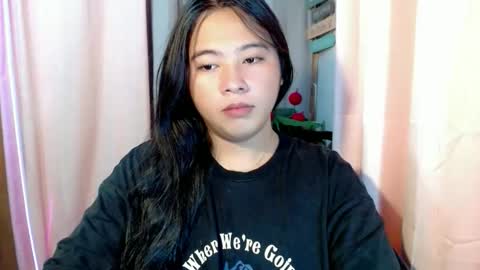 cute online show from 03/10/26, 03:55