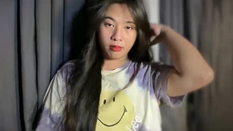 cute online show from 05/22/26, 07:26