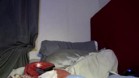 Snapshot of cuteteddybare chatting on 05/12/26, 08:33 cuteteddybare online show from 05/12/26, 08:33