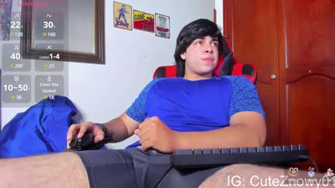 Ask me online show from 02/12/25, 10:59