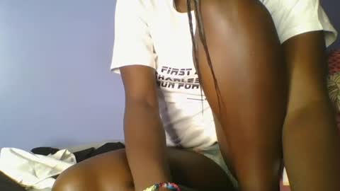 cutie_choco online show from 04/07/26, 01:06