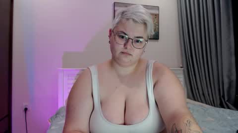 Sophie  Lilith online show from 10/31/25, 11:44