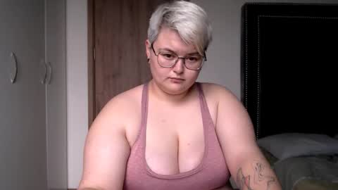 Sophie  Lilith online show from 11/11/25, 06:13